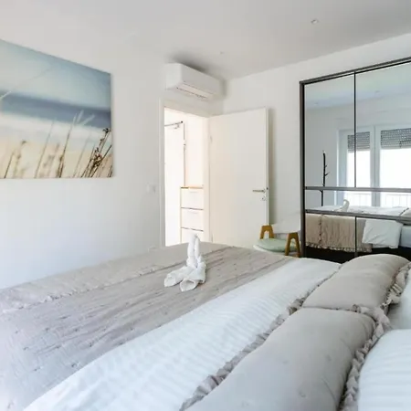 公寓 Luma Diklo - Classic One Bedroom With Sea View 扎达尔