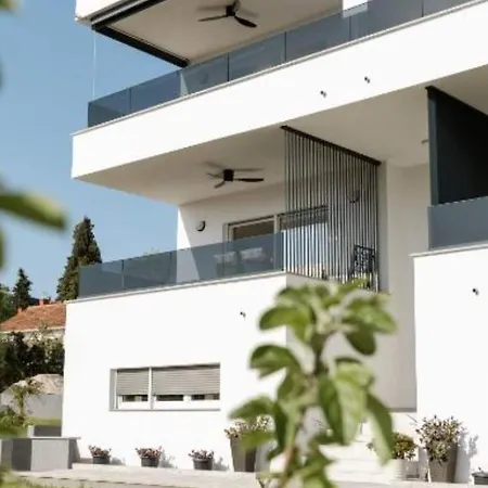 Luma Diklo - Classic One Bedroom With Sea View 公寓 *